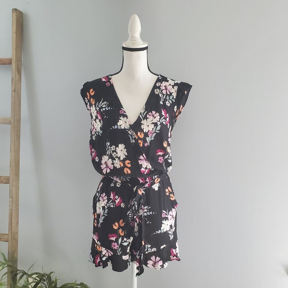 LOFT Black Floral Sleeveless Romper XS